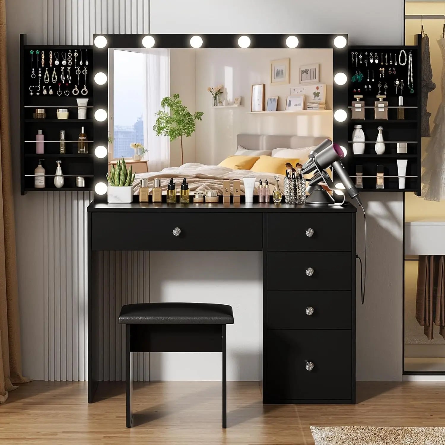 The Monroe Hollywood Vanity