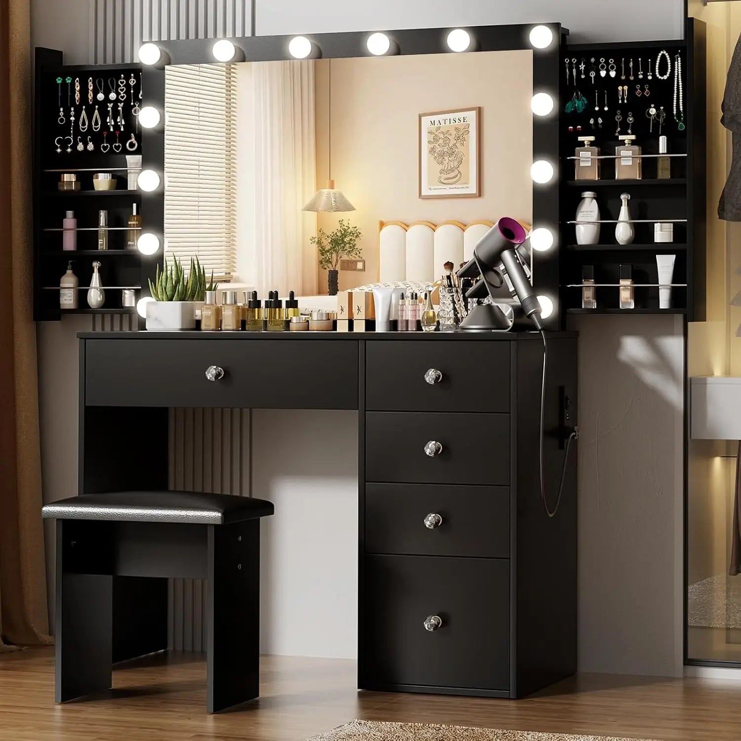 The Monroe Hollywood Vanity