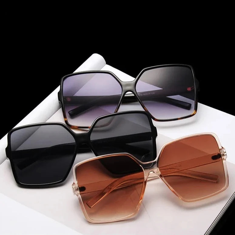 Women Gradient Sunglasses