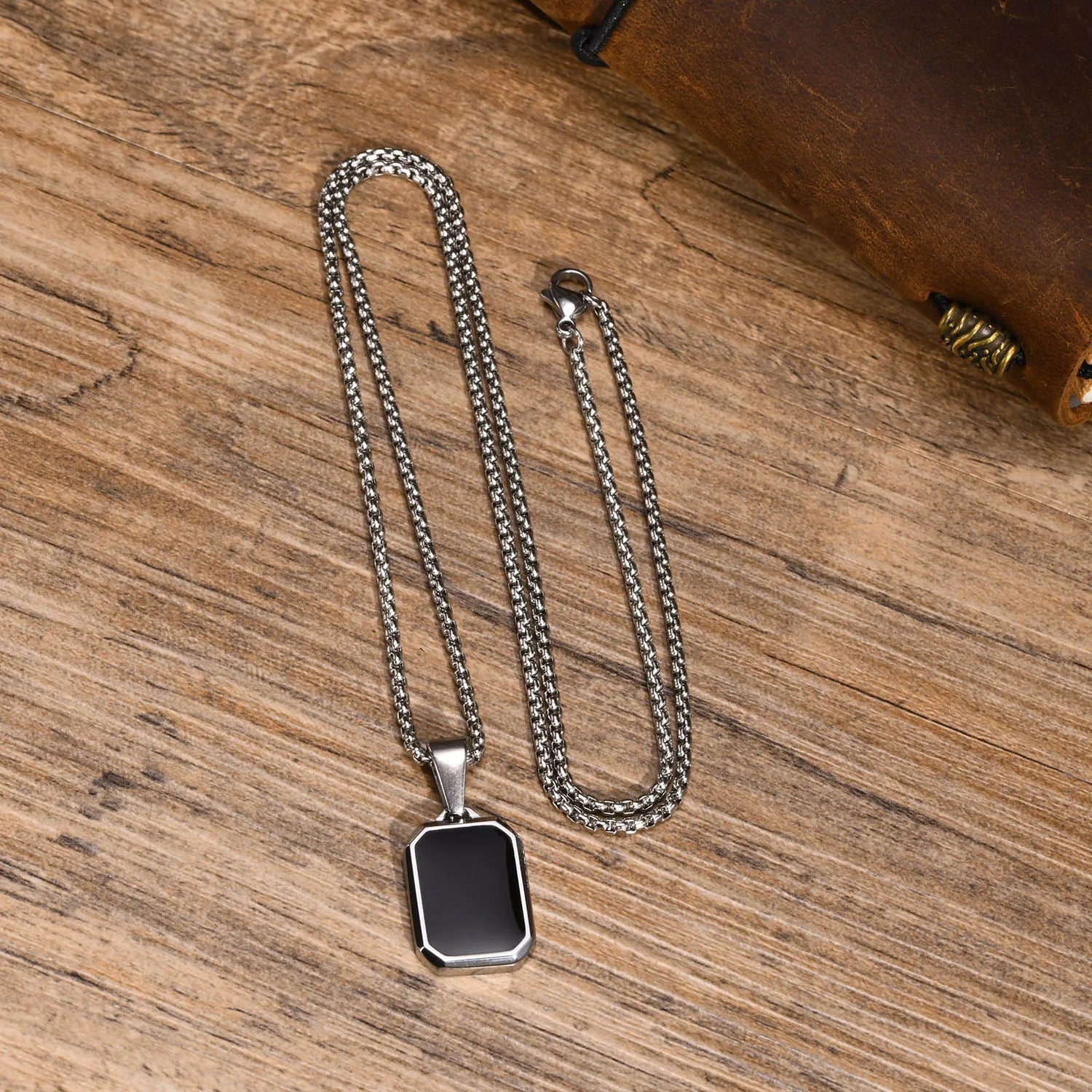 Sleek Geometric Men’s Pendant Necklace