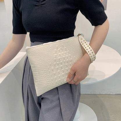 Chic Sophisticate: The PU Leather Wristlet Clutch Ensemble